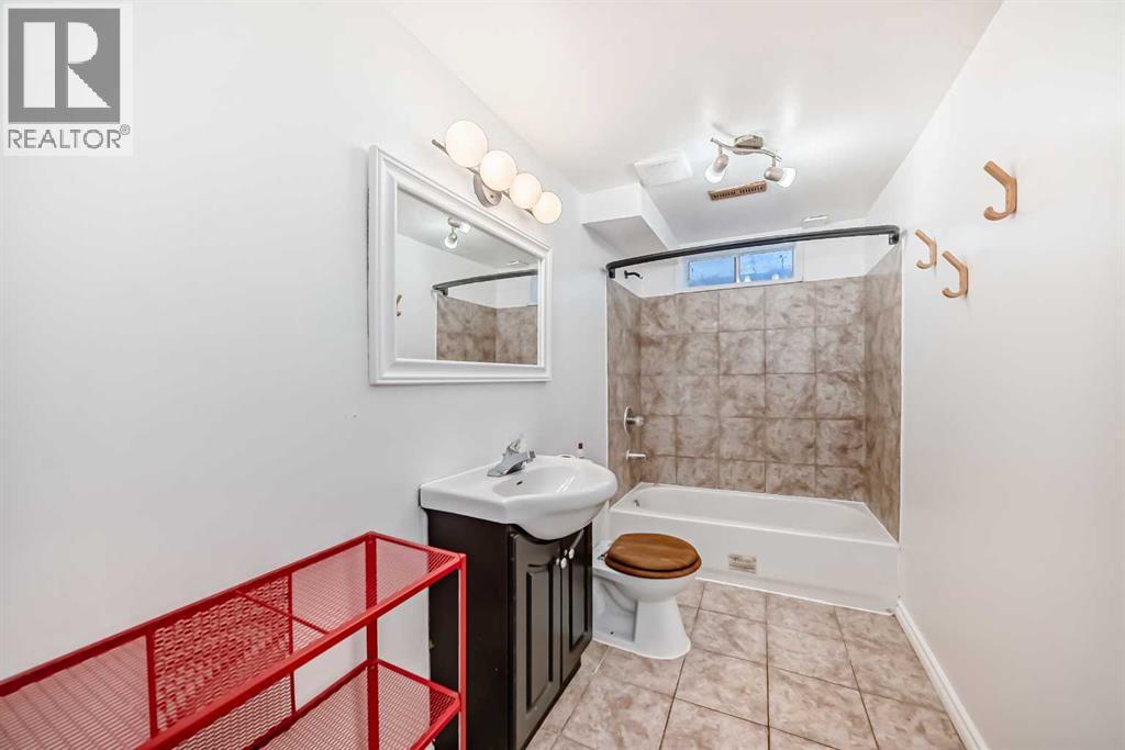 31 Castleglen Crescent Ne, Calgary, Alberta T3J 1N2 - Photo 23 - A2274099