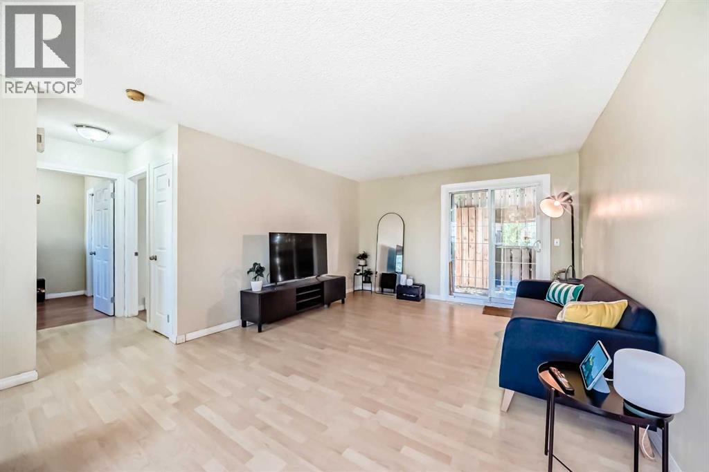 31 Castleglen Crescent Ne, Calgary, Alberta T3J 1N2 - Photo 9 - A2274099