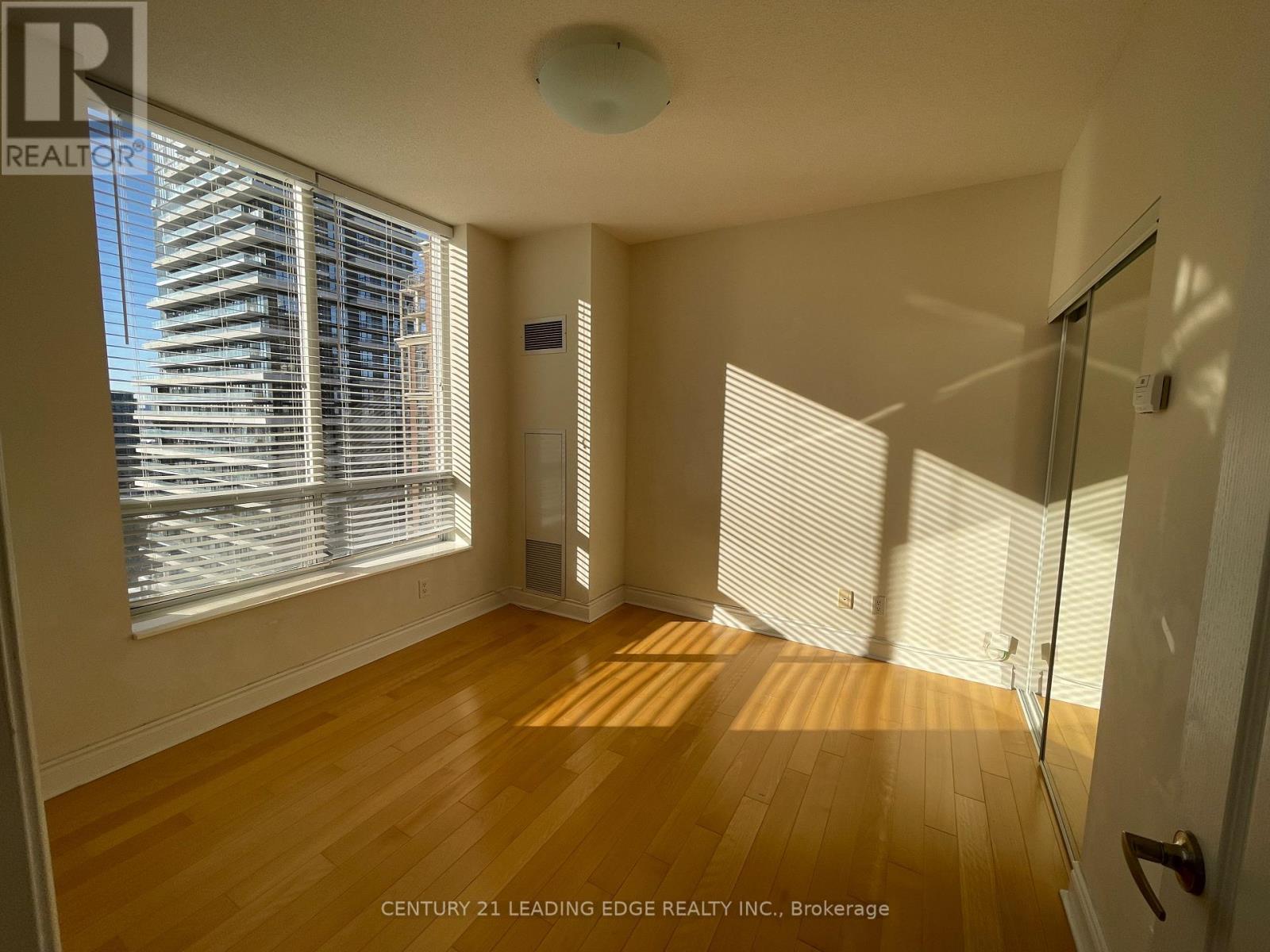 1602 - 1105 Leslie Street, Toronto, Ontario  M3C 4G9 - Photo 14 - C12537332