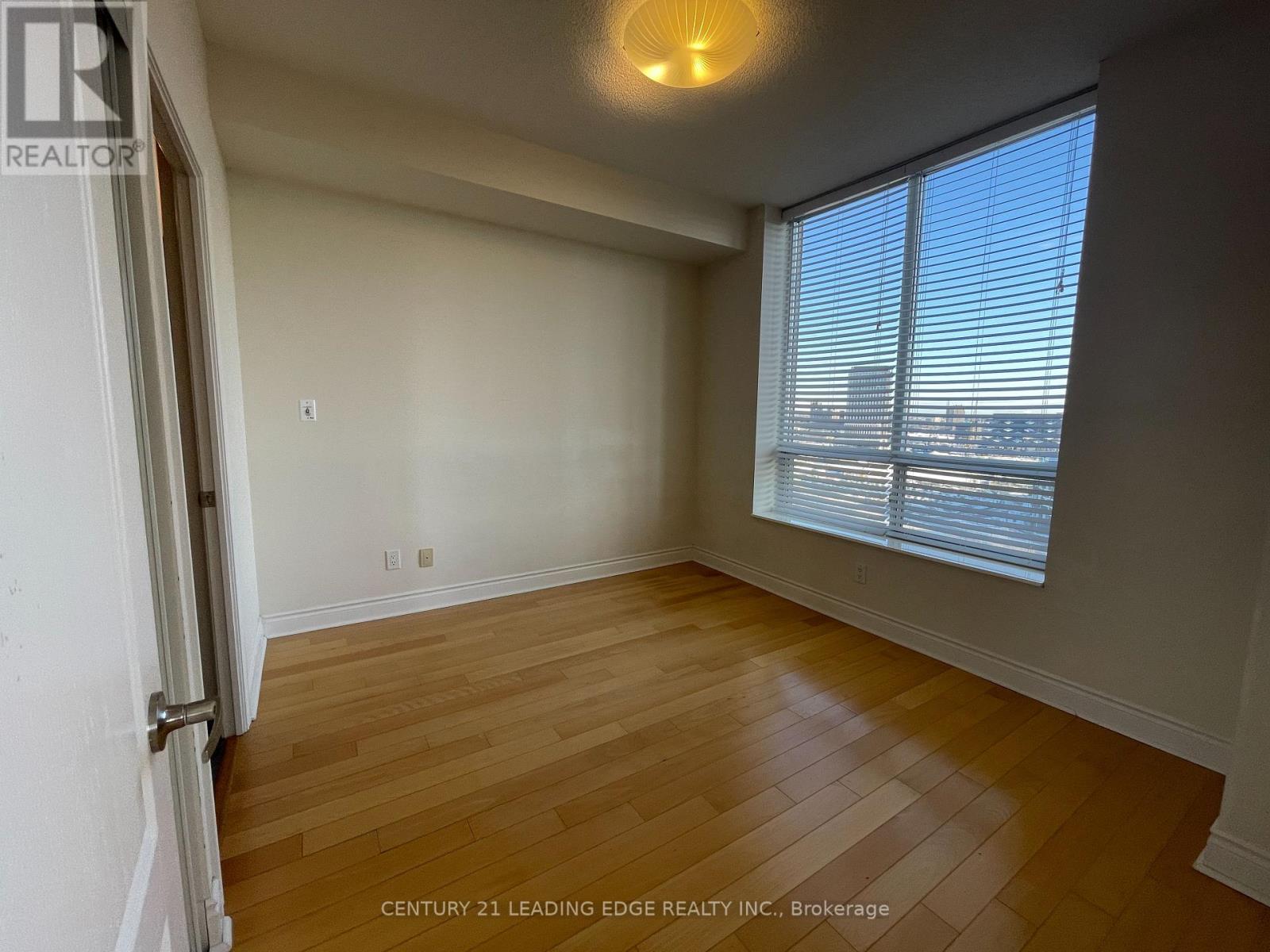 1602 - 1105 Leslie Street, Toronto, Ontario  M3C 4G9 - Photo 12 - C12537332