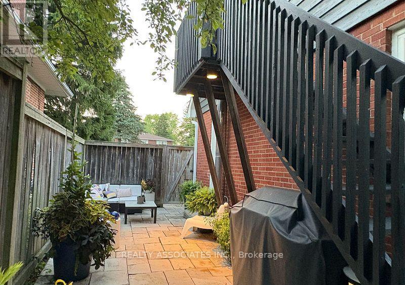 15 White Avenue, Toronto, Ontario  M1C 1P1 - Photo 27 - E12631050