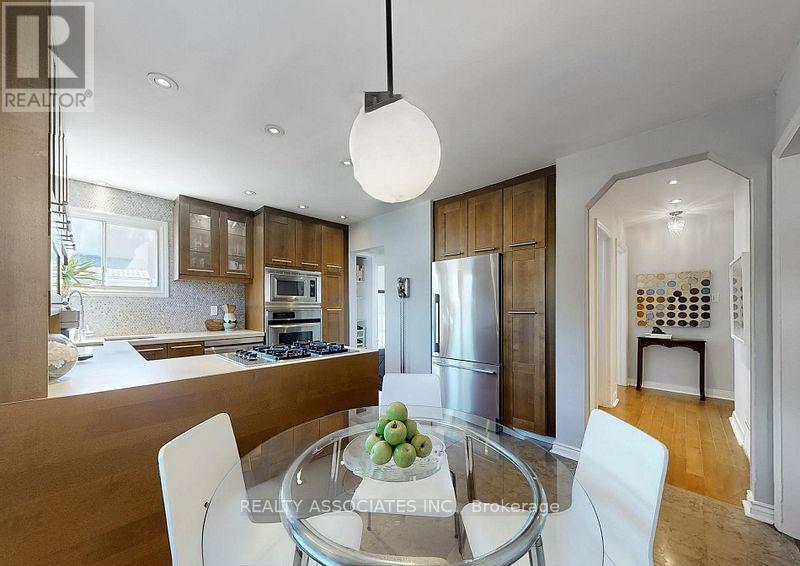 15 White Avenue, Toronto, Ontario  M1C 1P1 - Photo 7 - E12631050