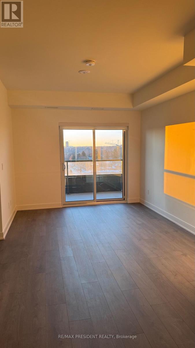 A811 - 705 Davis Drive, Newmarket, Ontario  L3Y 0J1 - Photo 4 - N12631064