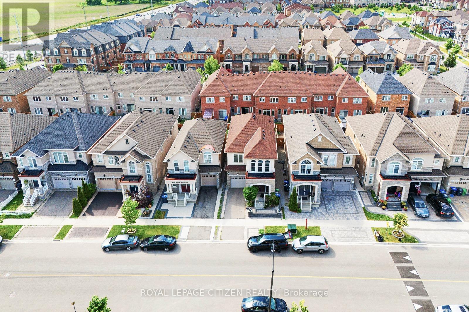 304 Buick Boulevard, Brampton, Ontario  L7A 4L8 - Photo 32 - W12631112