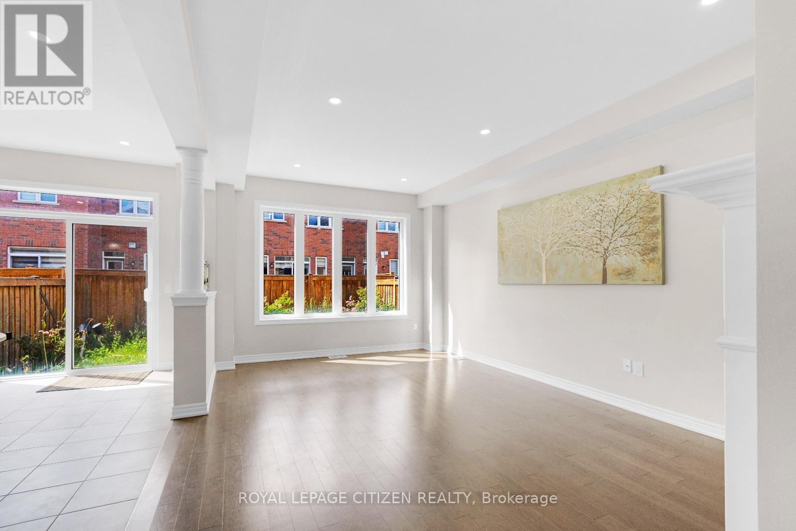 304 Buick Boulevard, Brampton, Ontario  L7A 4L8 - Photo 6 - W12631112