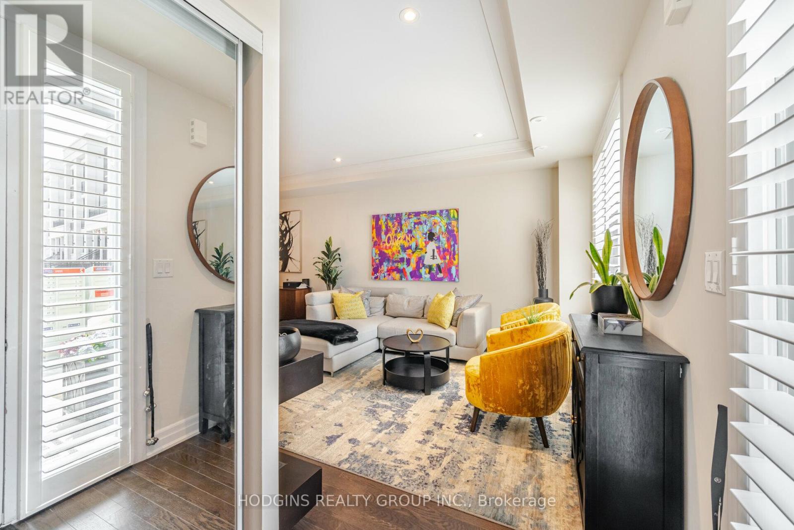 108 - 1180 Cawthra Road, Mississauga, Ontario  L5G 0A5 - Photo 3 - W12631114