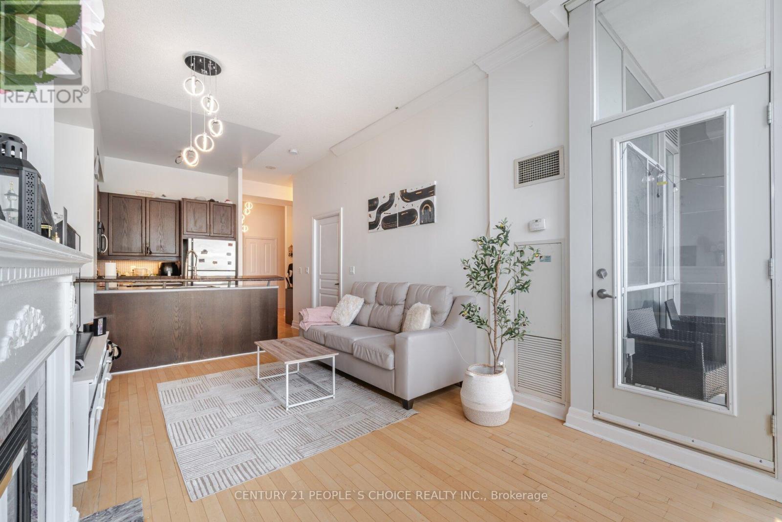 3304 - 3939 Duke Of York Boulevard, Mississauga (City Centre), Ontario  L5B 4N2 - Photo 19 - W12631140