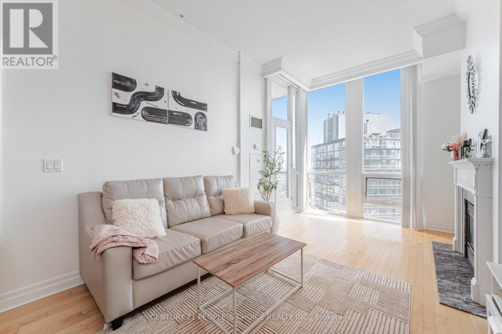 3304 - 3939 Duke Of York Boulevard, Mississauga (City Centre), Ontario  L5B 4N2 - Photo 20 - W12631140