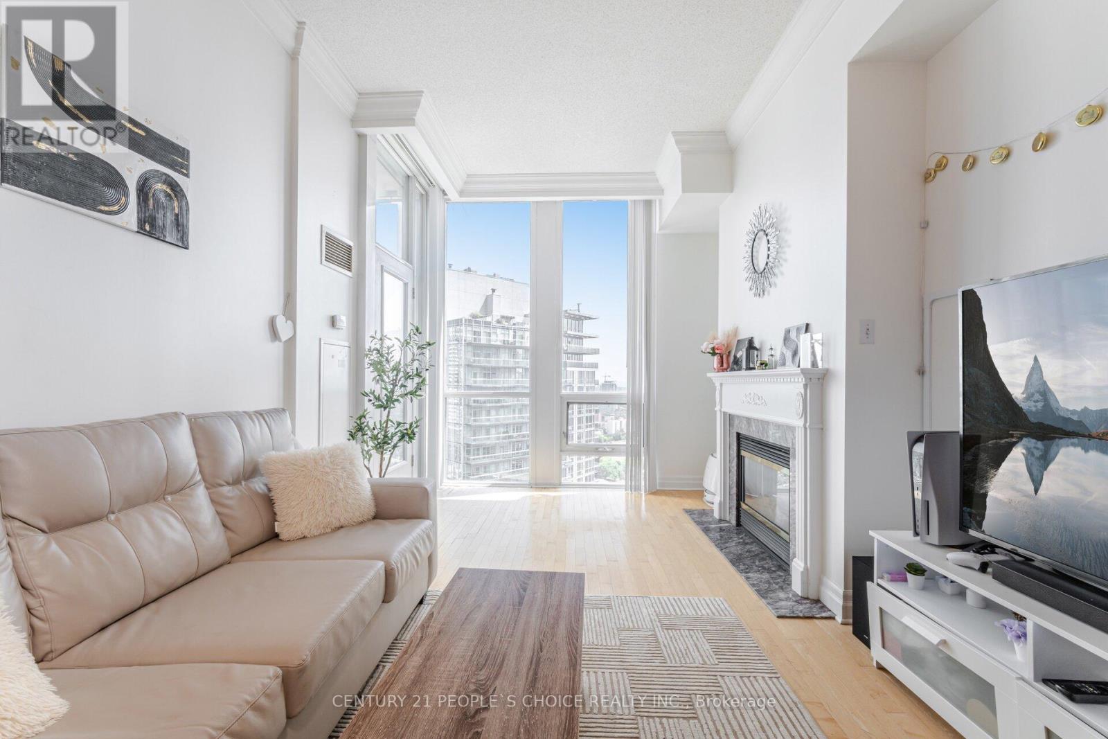 3304 - 3939 Duke Of York Boulevard, Mississauga (City Centre), Ontario  L5B 4N2 - Photo 21 - W12631140