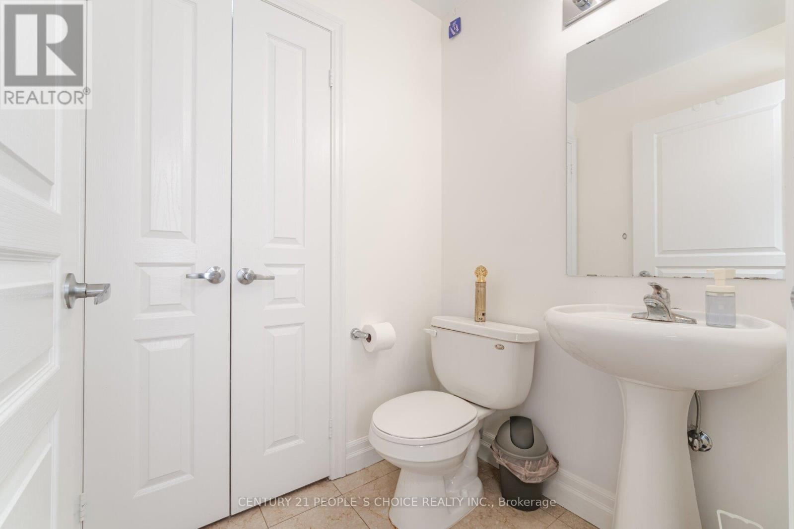 3304 - 3939 Duke Of York Boulevard, Mississauga (City Centre), Ontario  L5B 4N2 - Photo 27 - W12631140