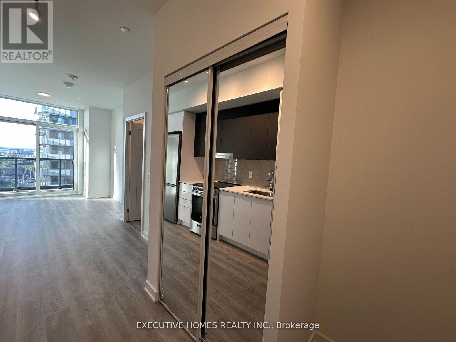 2510 - 5105 Hurontario Street, Mississauga, Ontario  L4Z 0C9 - Photo 5 - W12631146