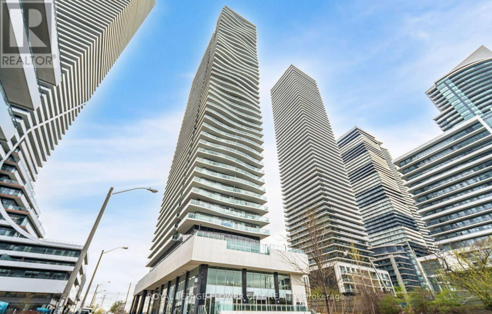 1307 - 33 SHORE BREEZE DRIVE, Toronto, Ontario
