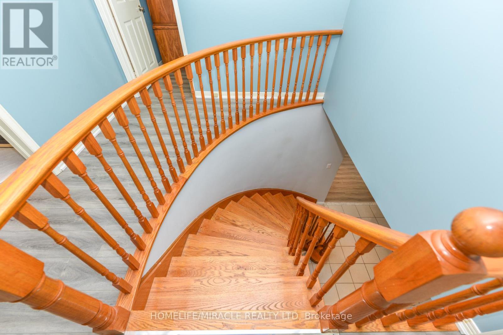 2291 Marzipan Court, Mississauga, Ontario  L5M 2N9 - Photo 16 - W12631158