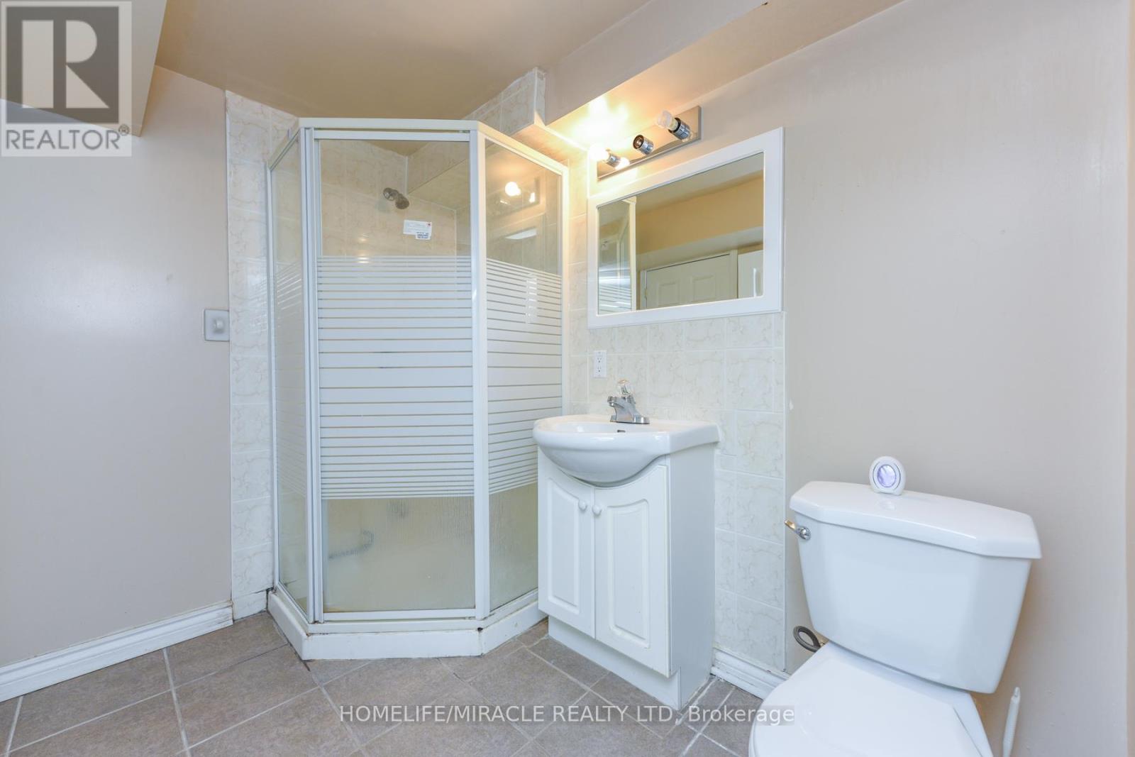 2291 Marzipan Court, Mississauga, Ontario  L5M 2N9 - Photo 34 - W12631158