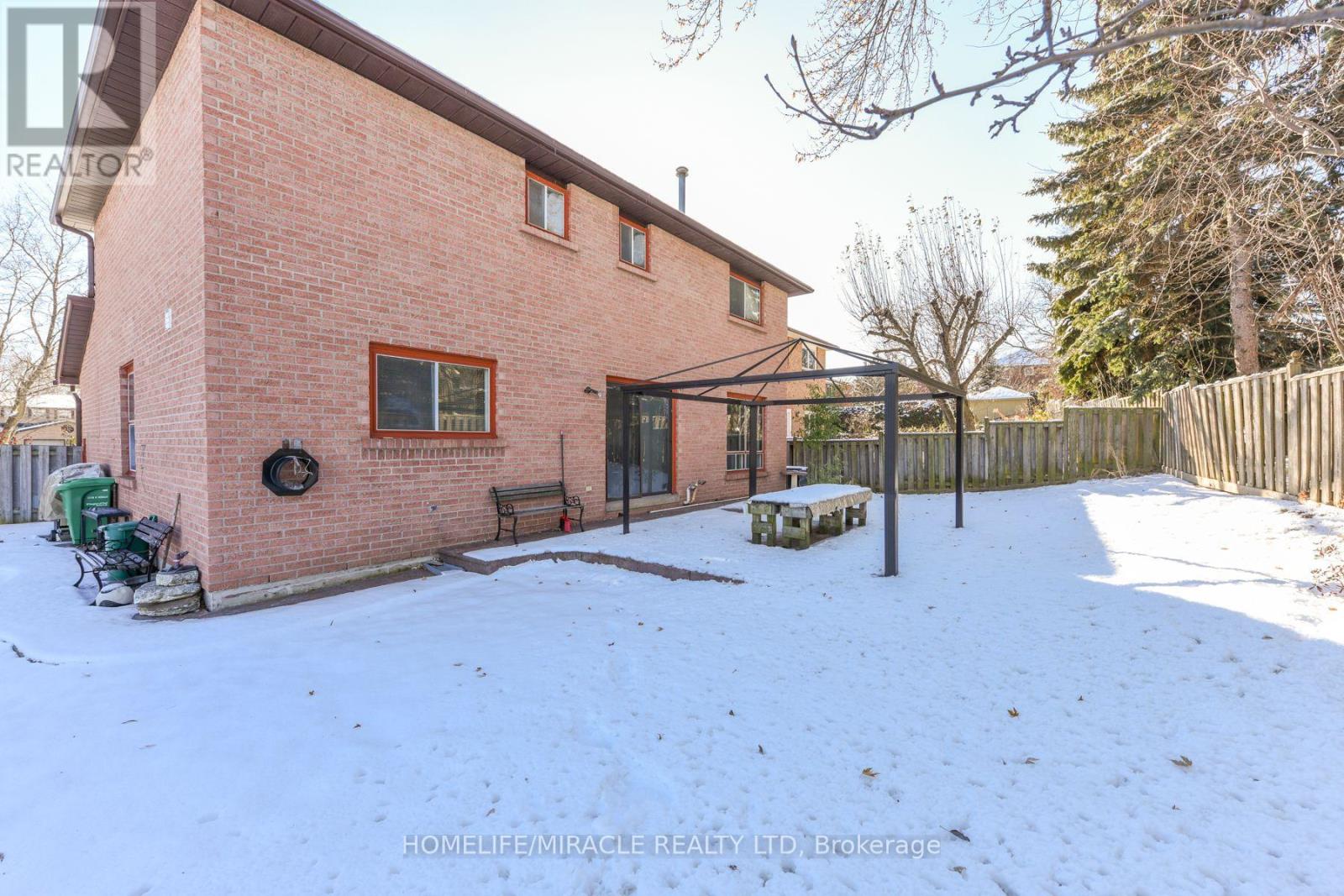 2291 Marzipan Court, Mississauga, Ontario  L5M 2N9 - Photo 38 - W12631158