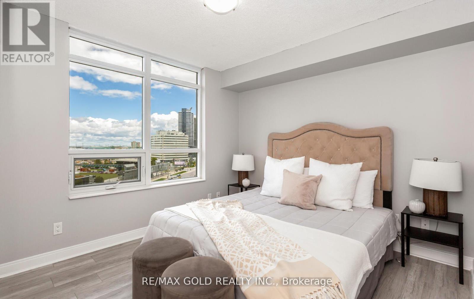 804 - 330 Burnhamthorpe Road W, Mississauga, Ontario  L5R 1B8 - Photo 29 - W12631178