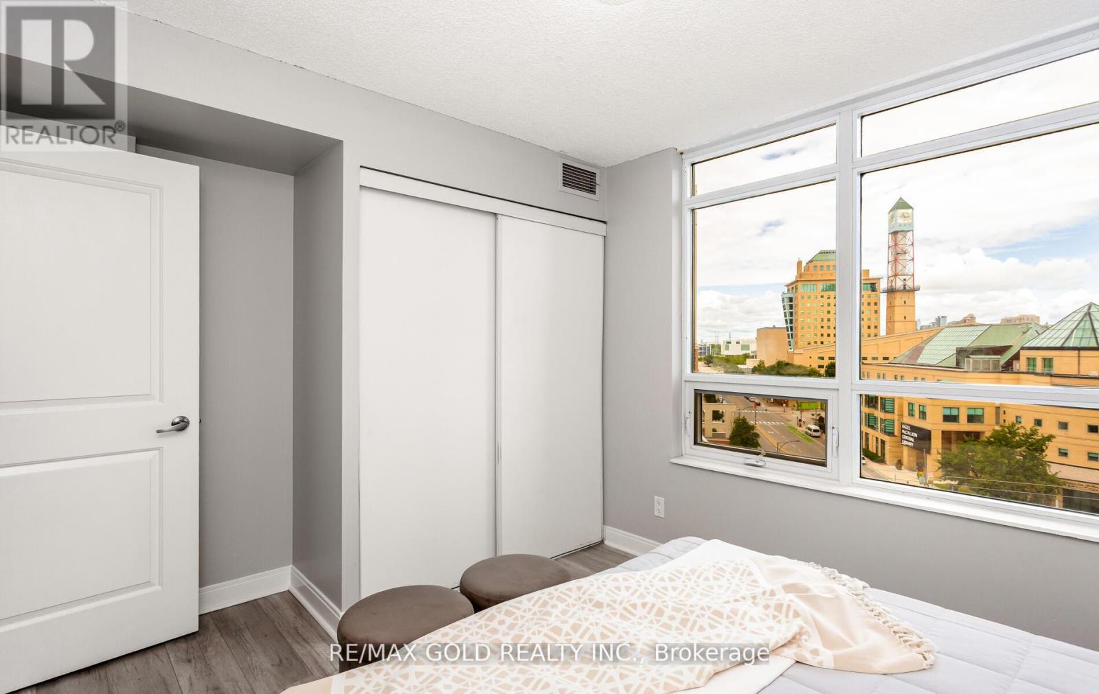 804 - 330 Burnhamthorpe Road W, Mississauga, Ontario  L5R 1B8 - Photo 30 - W12631178