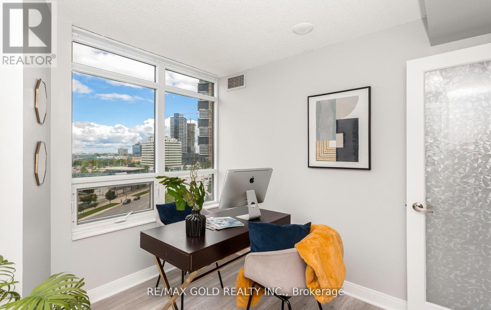 804 - 330 Burnhamthorpe Road W, Mississauga, Ontario  L5R 1B8 - Photo 32 - W12631178