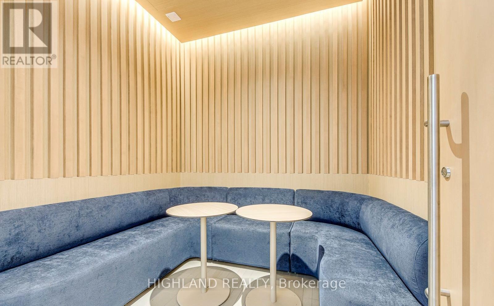 3806 - 395 Square One Drive, Mississauga, Ontario  L5B 0P6 - Photo 14 - W12631184