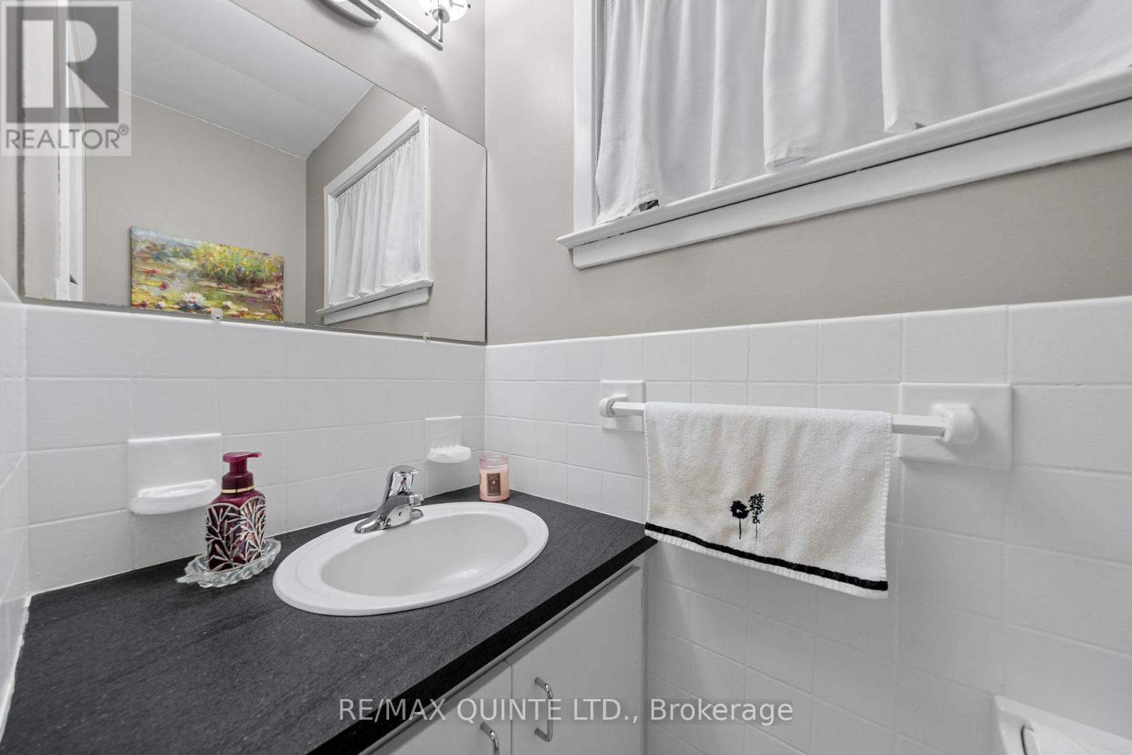 9 Sunset Drive, Belleville, Ontario  K8N 1Y4 - Photo 13 - X12631246