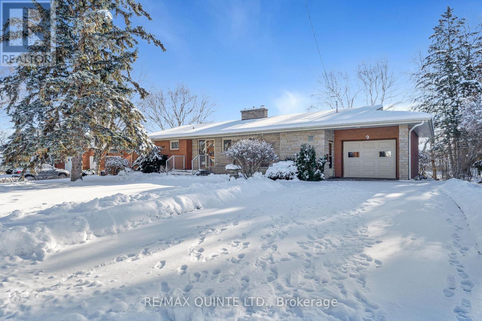 9 Sunset Drive, Belleville, Ontario  K8N 1Y4 - Photo 3 - X12631246