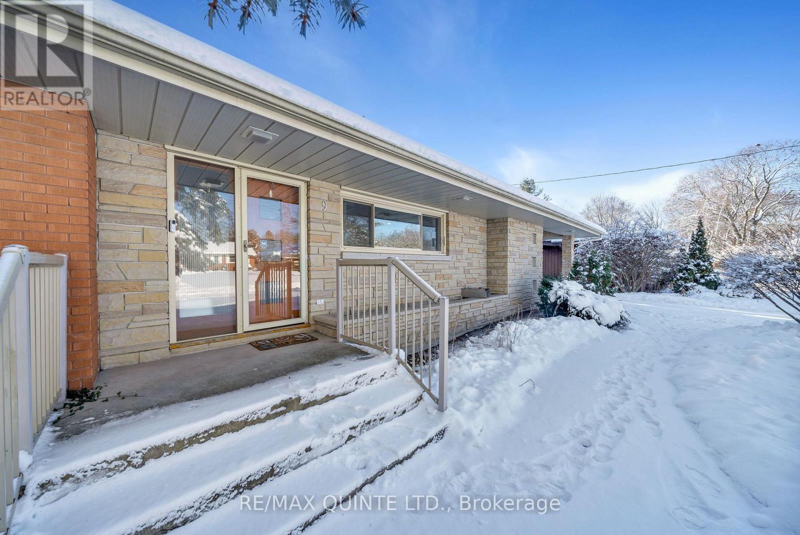 9 Sunset Drive, Belleville, Ontario  K8N 1Y4 - Photo 4 - X12631246