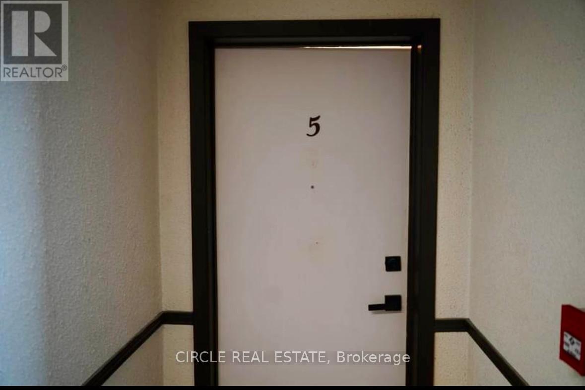 24 - 26 Inkerman Street, St. Thomas, Ontario  N5P 3E8 - Photo 2 - X12631062