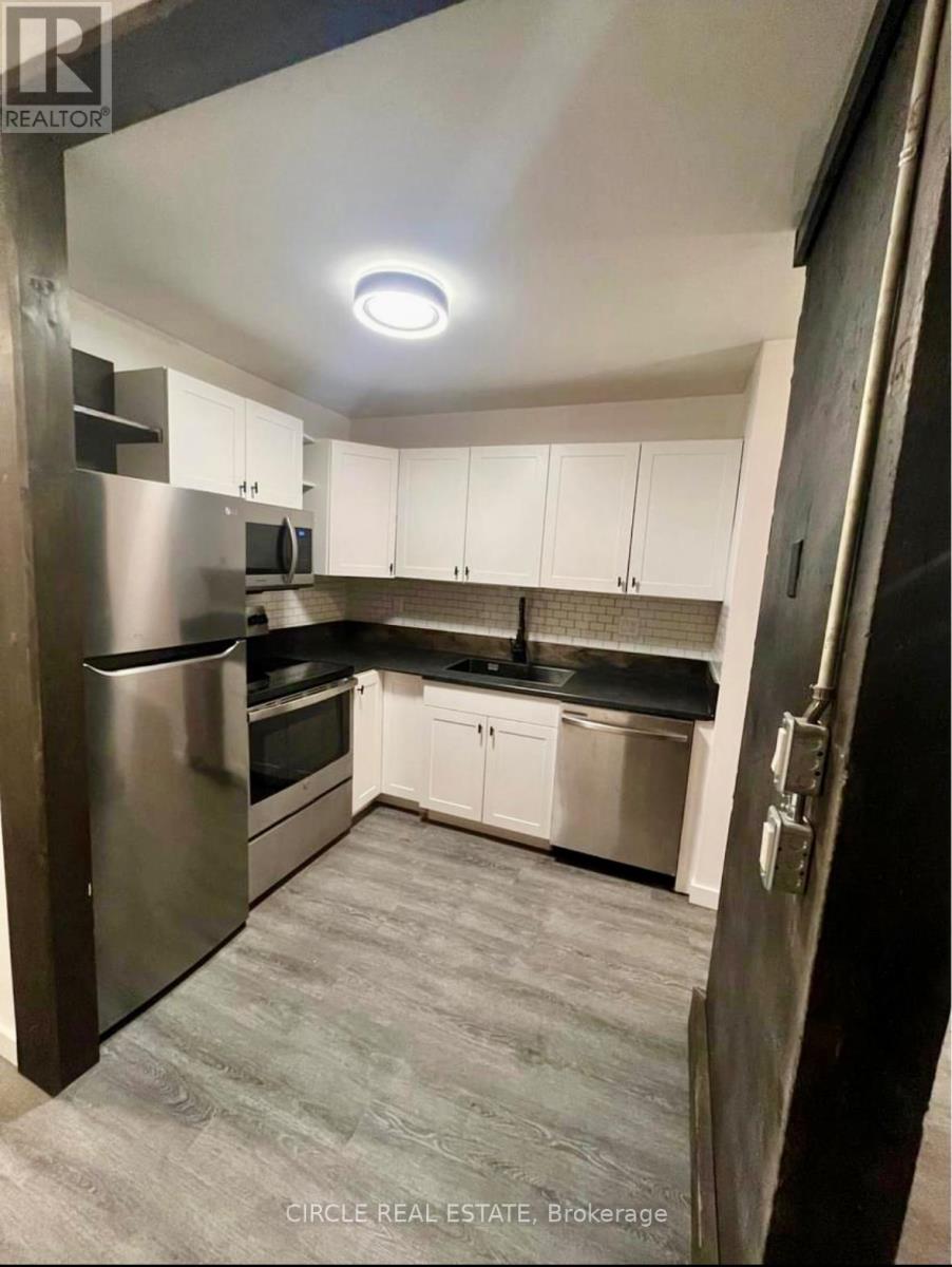 24 - 26 Inkerman Street, St. Thomas, Ontario  N5P 3E8 - Photo 5 - X12631062