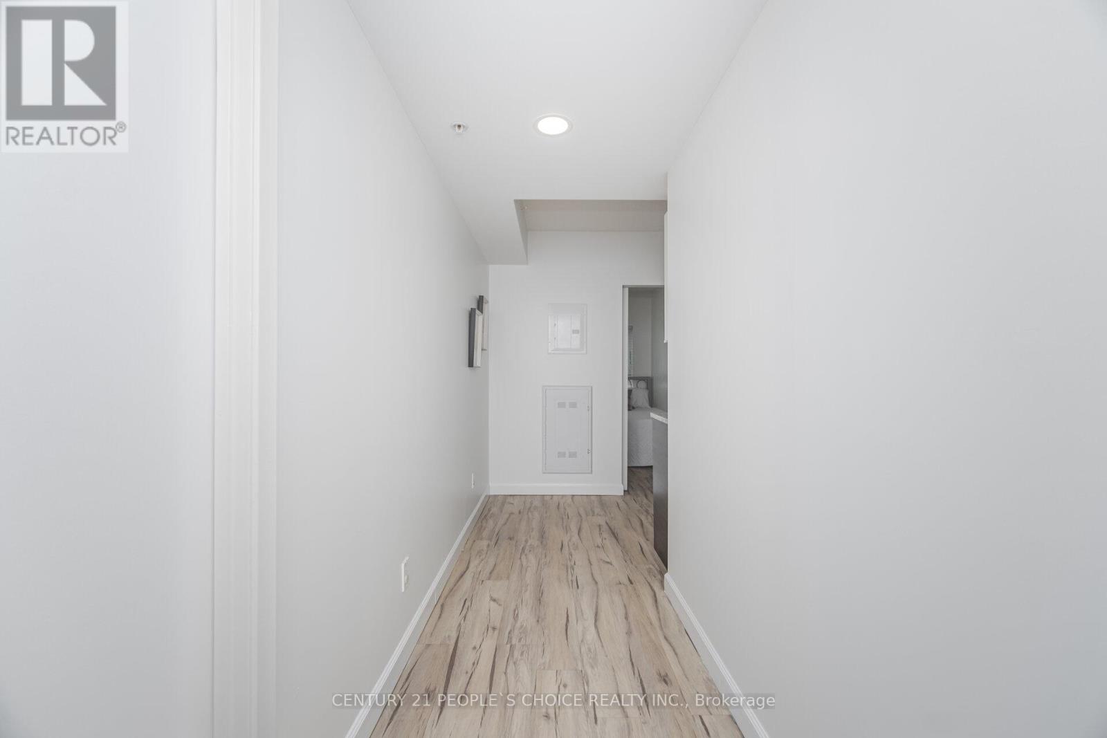 1316 - 258 A Sunview Street, Waterloo, Ontario  N2L 3V9 - Photo 8 - X12631090