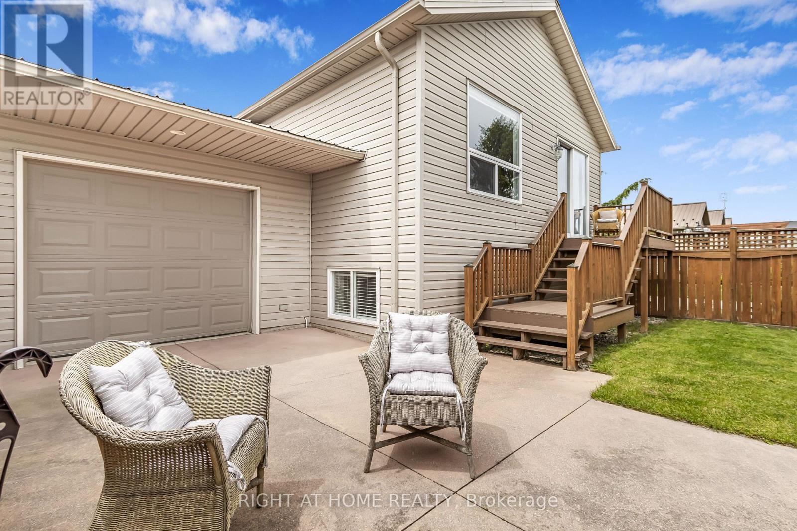 9 Discovery Court, Chatham-Kent (Ne), Ontario  N7L 0A3 - Photo 10 - X12631108