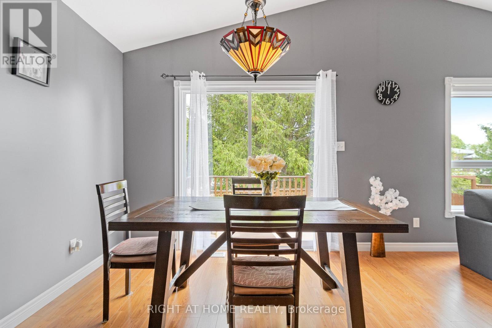 9 Discovery Court, Chatham-Kent (Ne), Ontario  N7L 0A3 - Photo 8 - X12631108