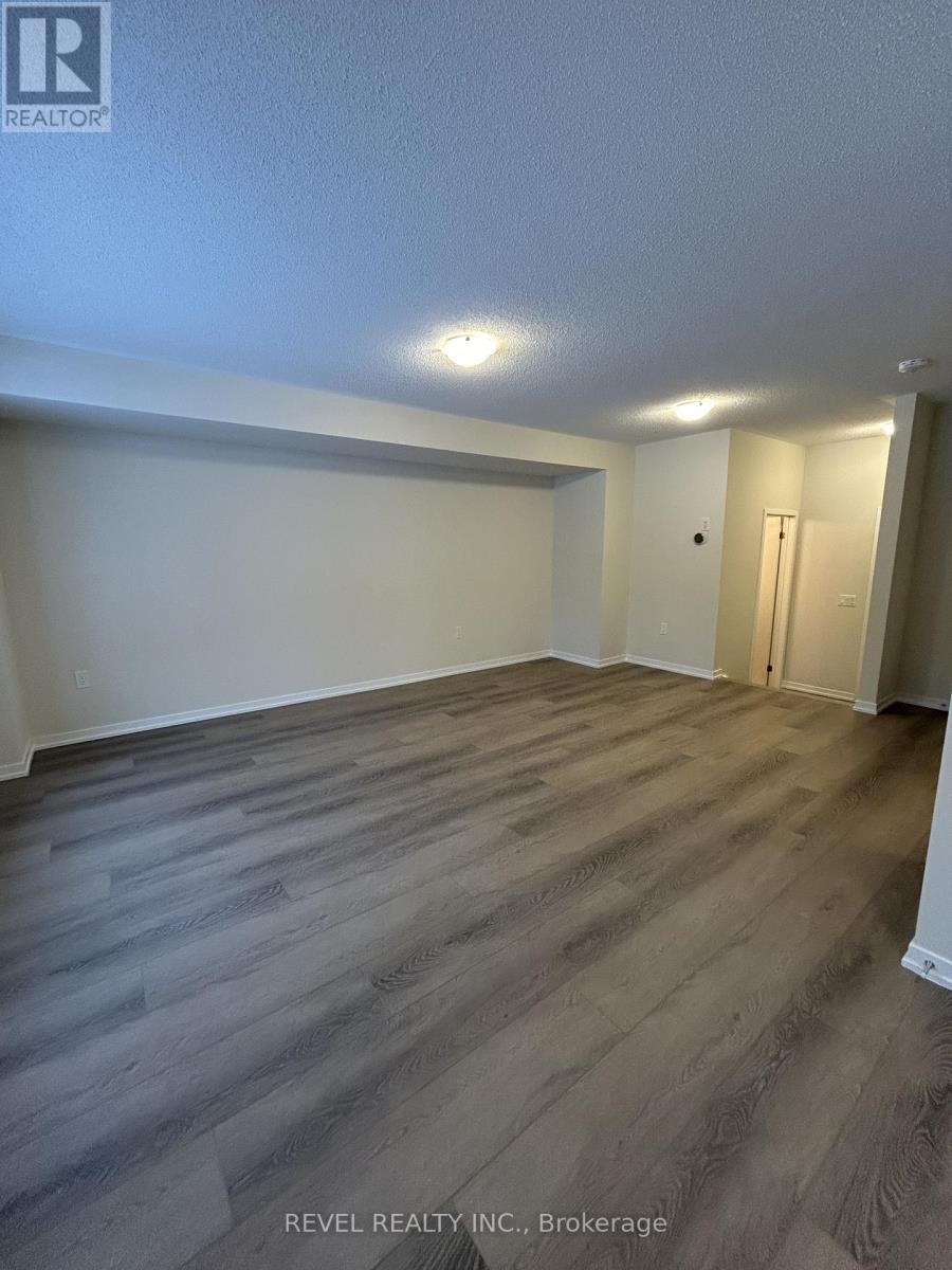 9 Kingbird Common, Cambridge, Ontario  N1T 0H4 - Photo 4 - X12631120