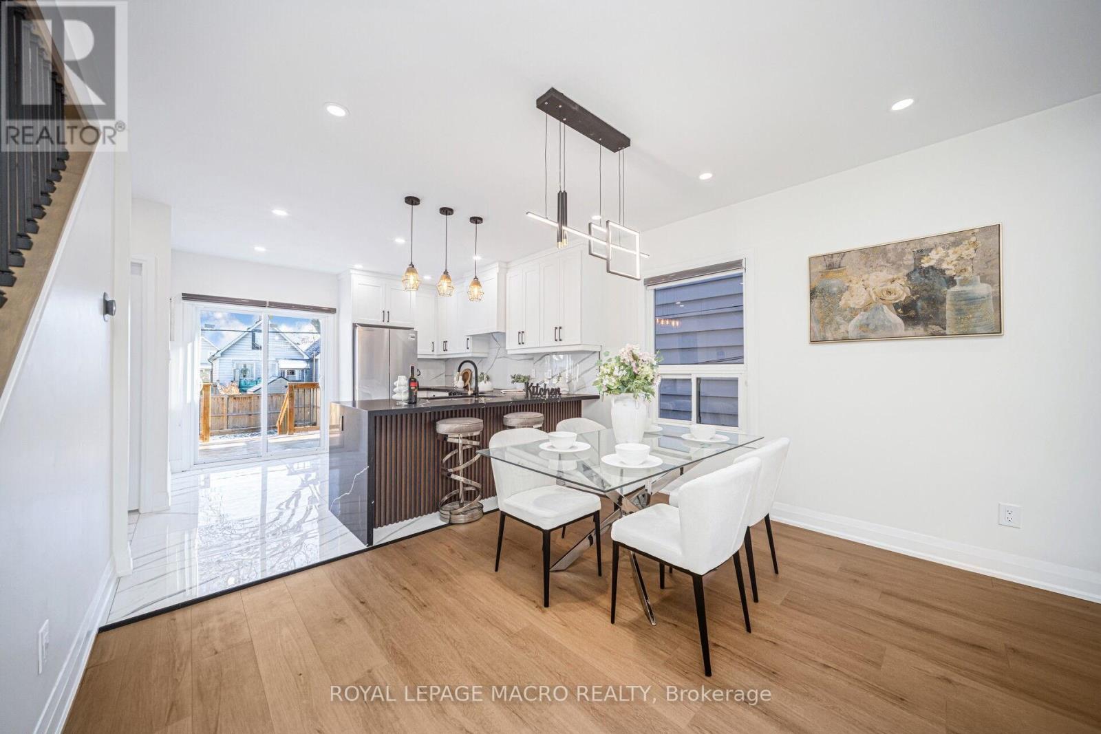 38 Glendale Avenue N, Hamilton (Crown Point), Ontario  L8L 7J3 - Photo 8 - X12631150