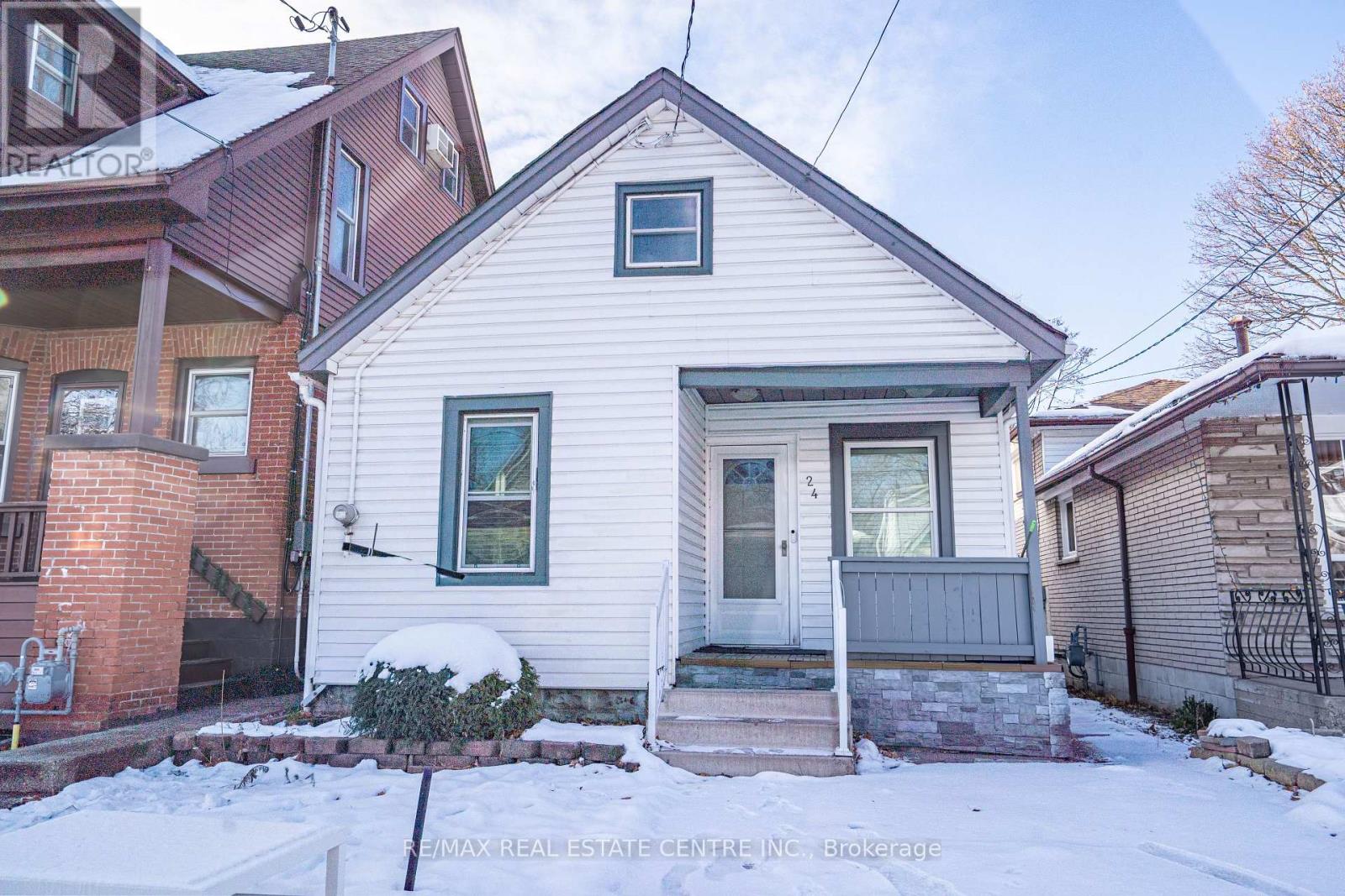 24 EAST 22ND STREET, Hamilton, Ontario