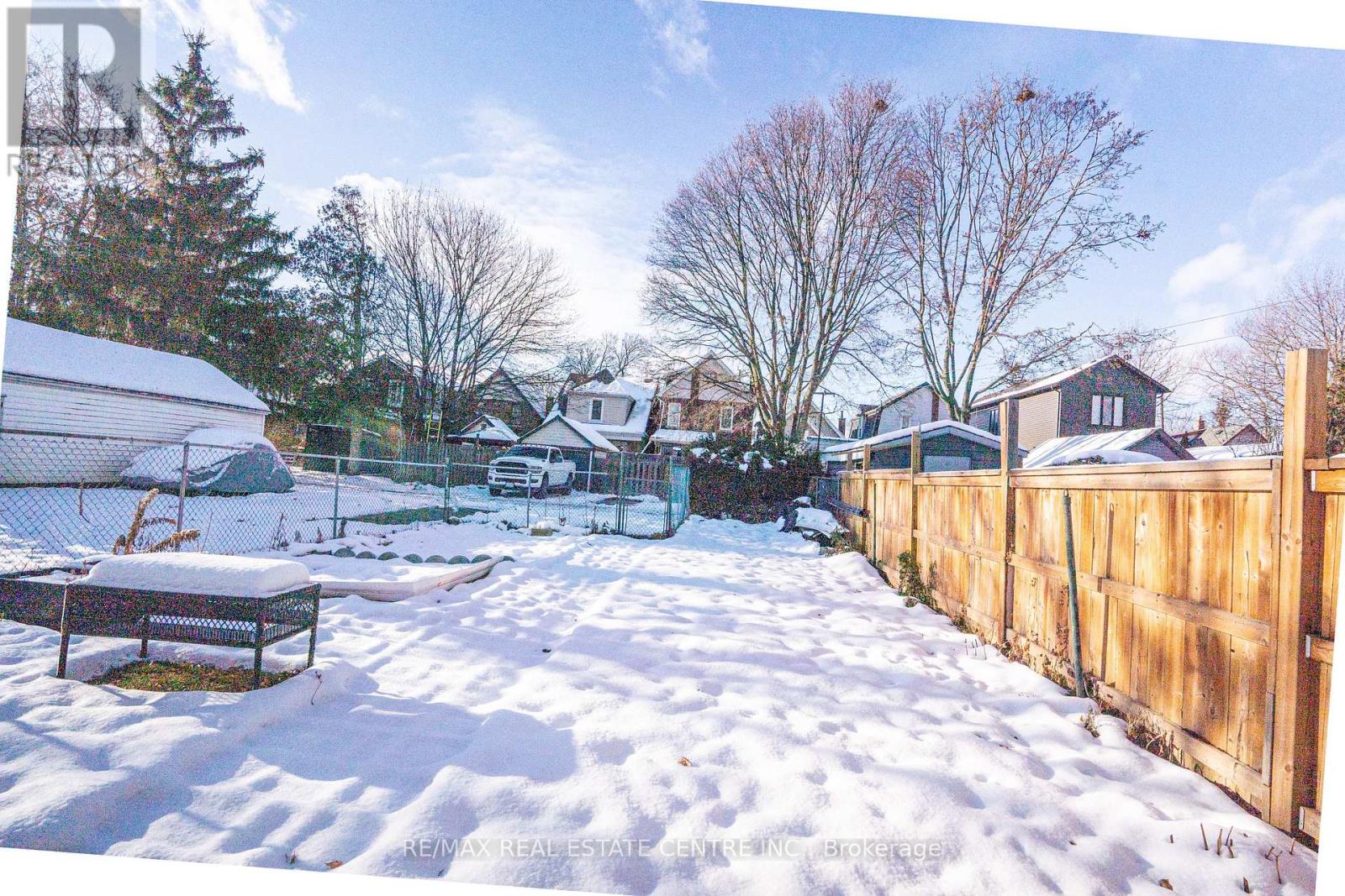 24 East 22nd Street, Hamilton, Ontario  L8V 2V3 - Photo 26 - X12631174