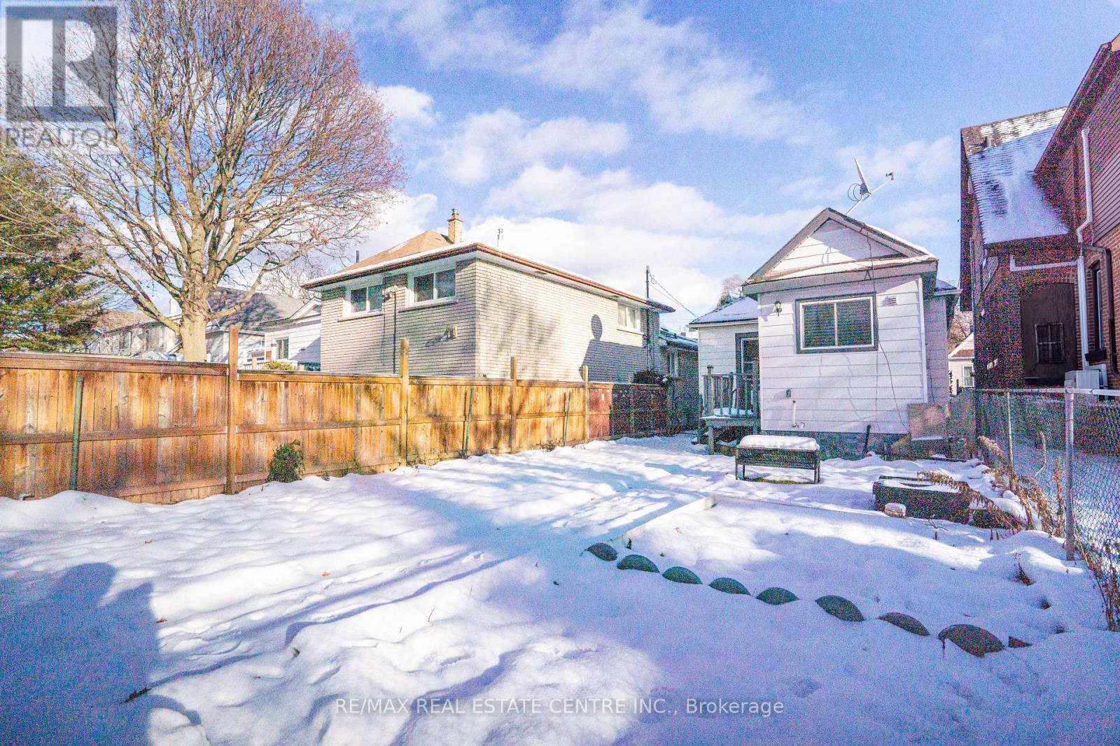 24 East 22nd Street, Hamilton, Ontario  L8V 2V3 - Photo 28 - X12631174