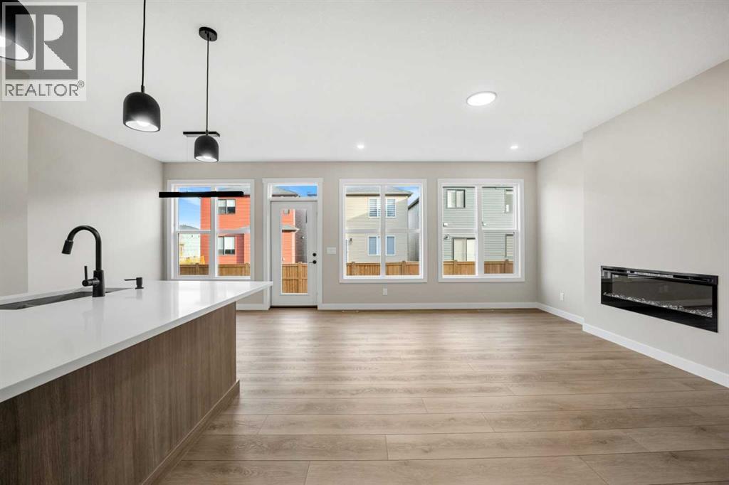 62 Amblefield Common Nw, Calgary, Alberta T3P 2L5 - Photo 2 - A2268877