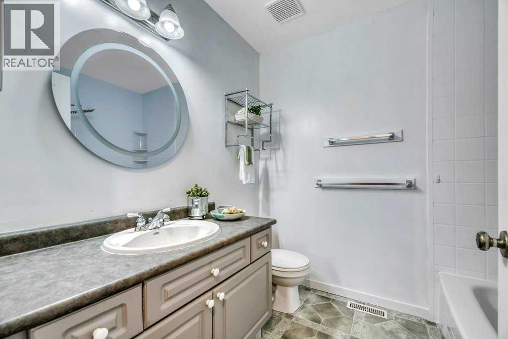 5 Strathmore Lakes Crescent, Strathmore, Alberta  T1P 1L7 - Photo 36 - A2274804