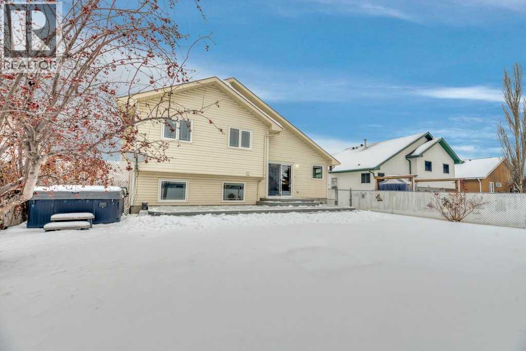 5 Strathmore Lakes Crescent, Strathmore, Alberta  T1P 1L7 - Photo 9 - A2274804