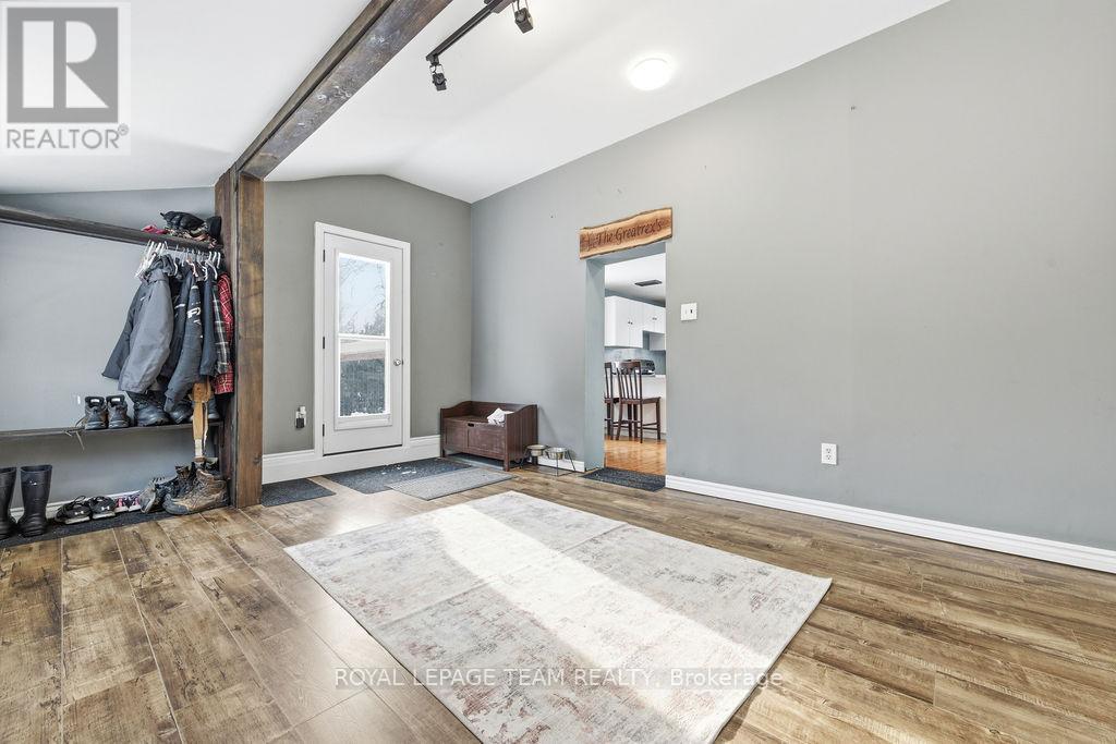 160 Burnstown Road, Mcnab/braeside, Ontario  K0A 3L0 - Photo 13 - X12631212