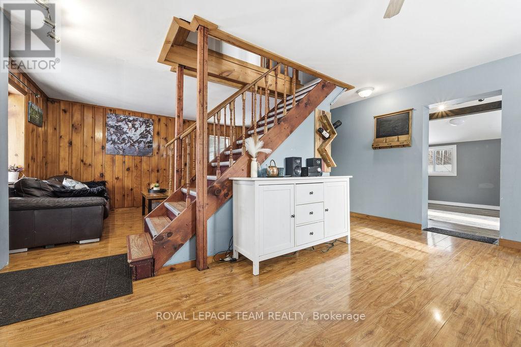 160 Burnstown Road, Mcnab/braeside, Ontario  K0A 3L0 - Photo 19 - X12631212