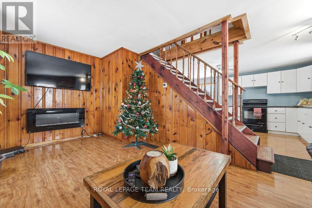 160 Burnstown Road, Mcnab/braeside, Ontario  K0A 3L0 - Photo 21 - X12631212