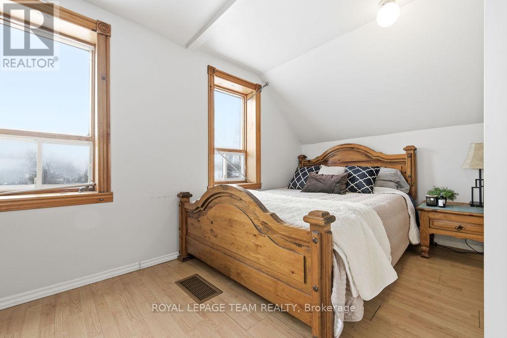 160 Burnstown Road, Mcnab/braeside, Ontario  K0A 3L0 - Photo 22 - X12631212