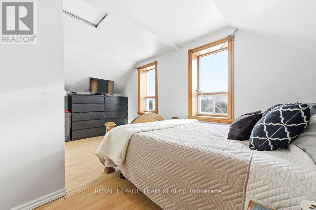 160 Burnstown Road, Mcnab/braeside, Ontario  K0A 3L0 - Photo 23 - X12631212