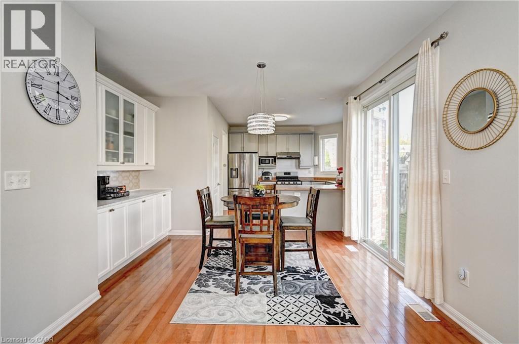 32 Weir Street, Cambridge, Ontario  N3C 0B9 - Photo 10 - 40793799