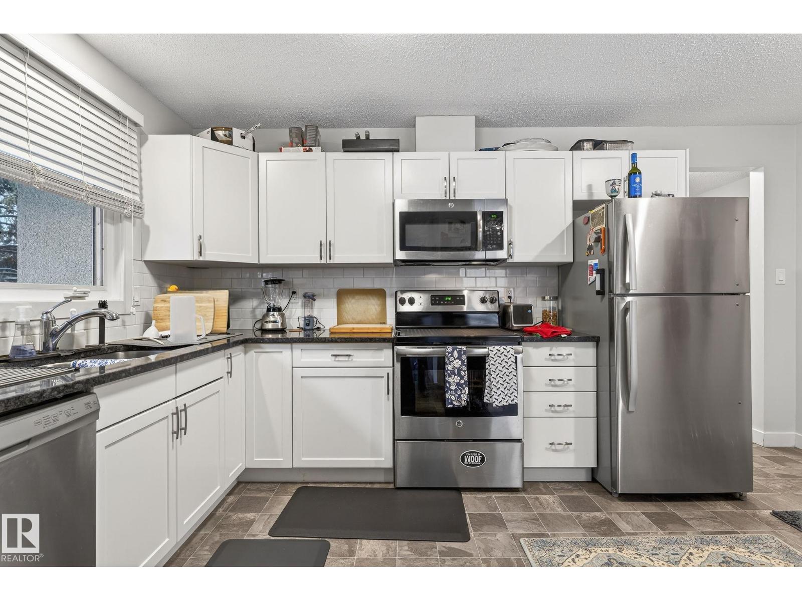 3740 63 St Nw Nw, Edmonton, Alberta  T6L 1P8 - Photo 17 - E4468065