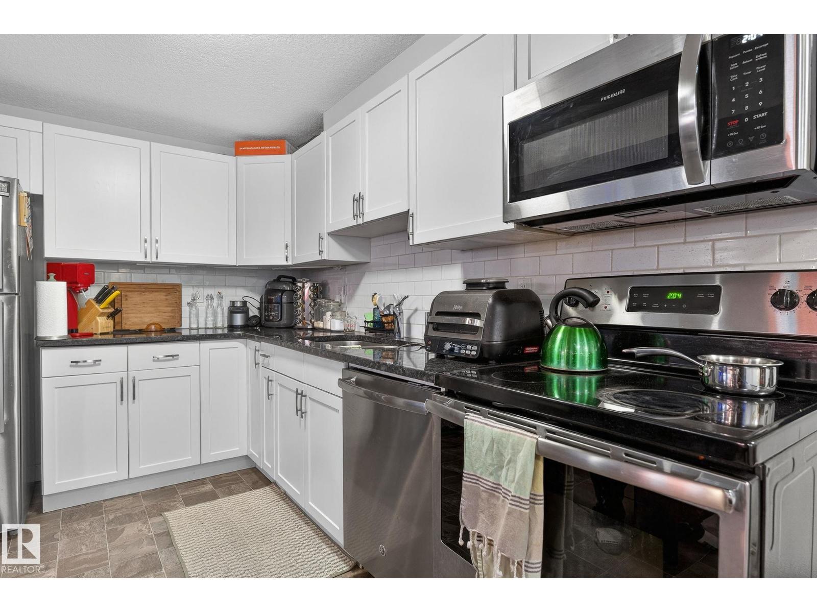 3740 63 St Nw Nw, Edmonton, Alberta  T6L 1P8 - Photo 35 - E4468065