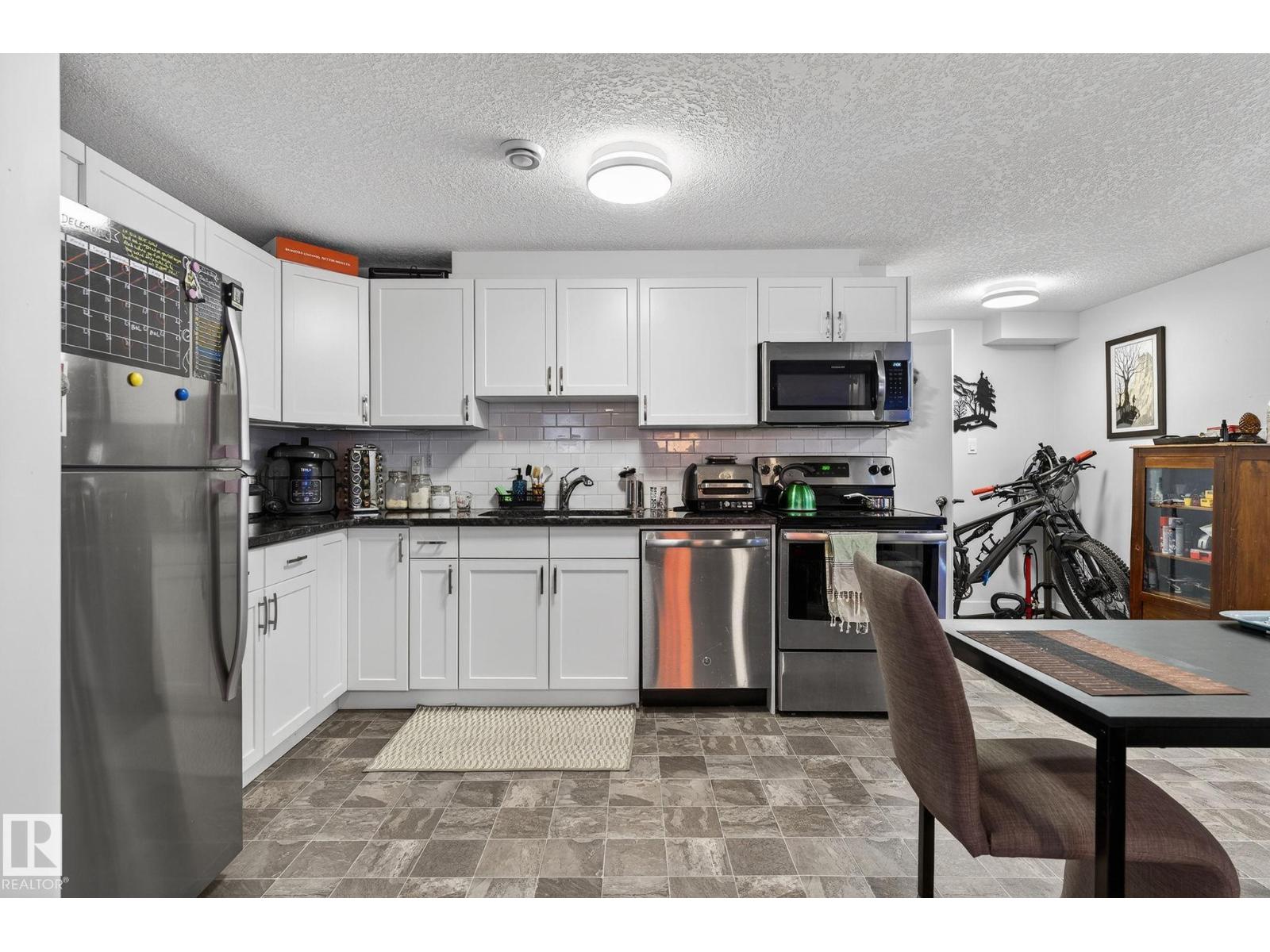 3740 63 St Nw Nw, Edmonton, Alberta  T6L 1P8 - Photo 37 - E4468065