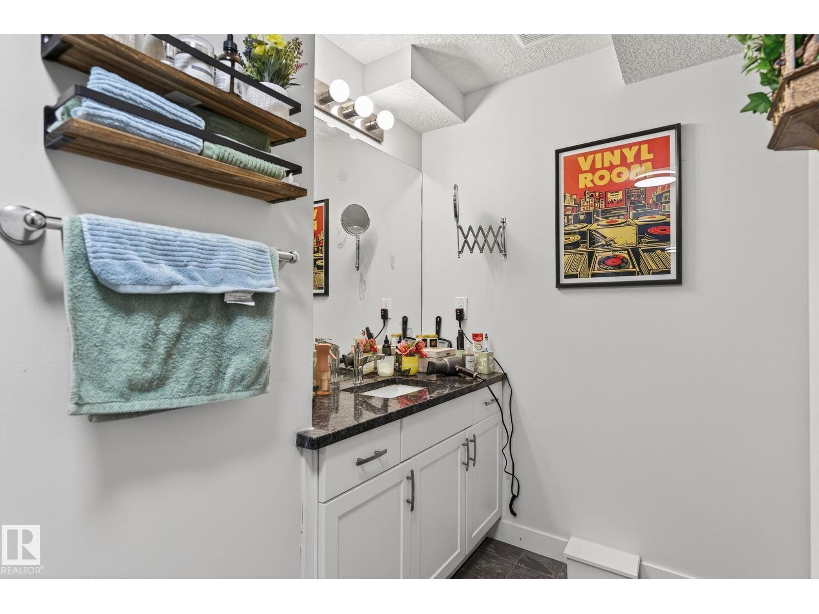 3740 63 St Nw Nw, Edmonton, Alberta  T6L 1P8 - Photo 45 - E4468065