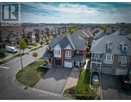 4 OLD ORCHARD CRESCENT, Richmond Hill, Ontario